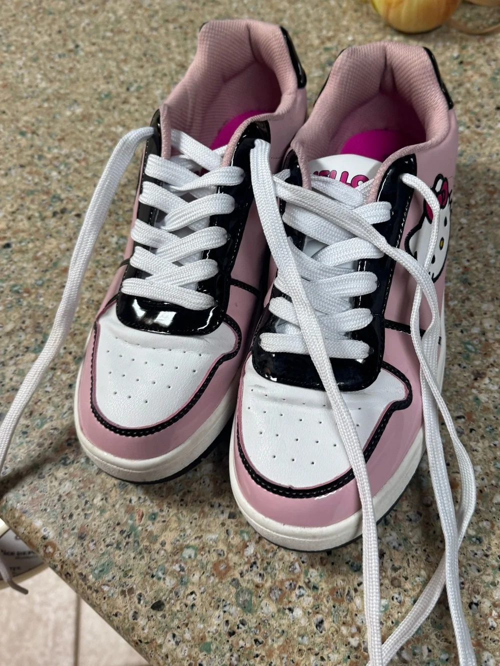 Hello Kitty Pink Womens 9 Lace-Up Sneakers